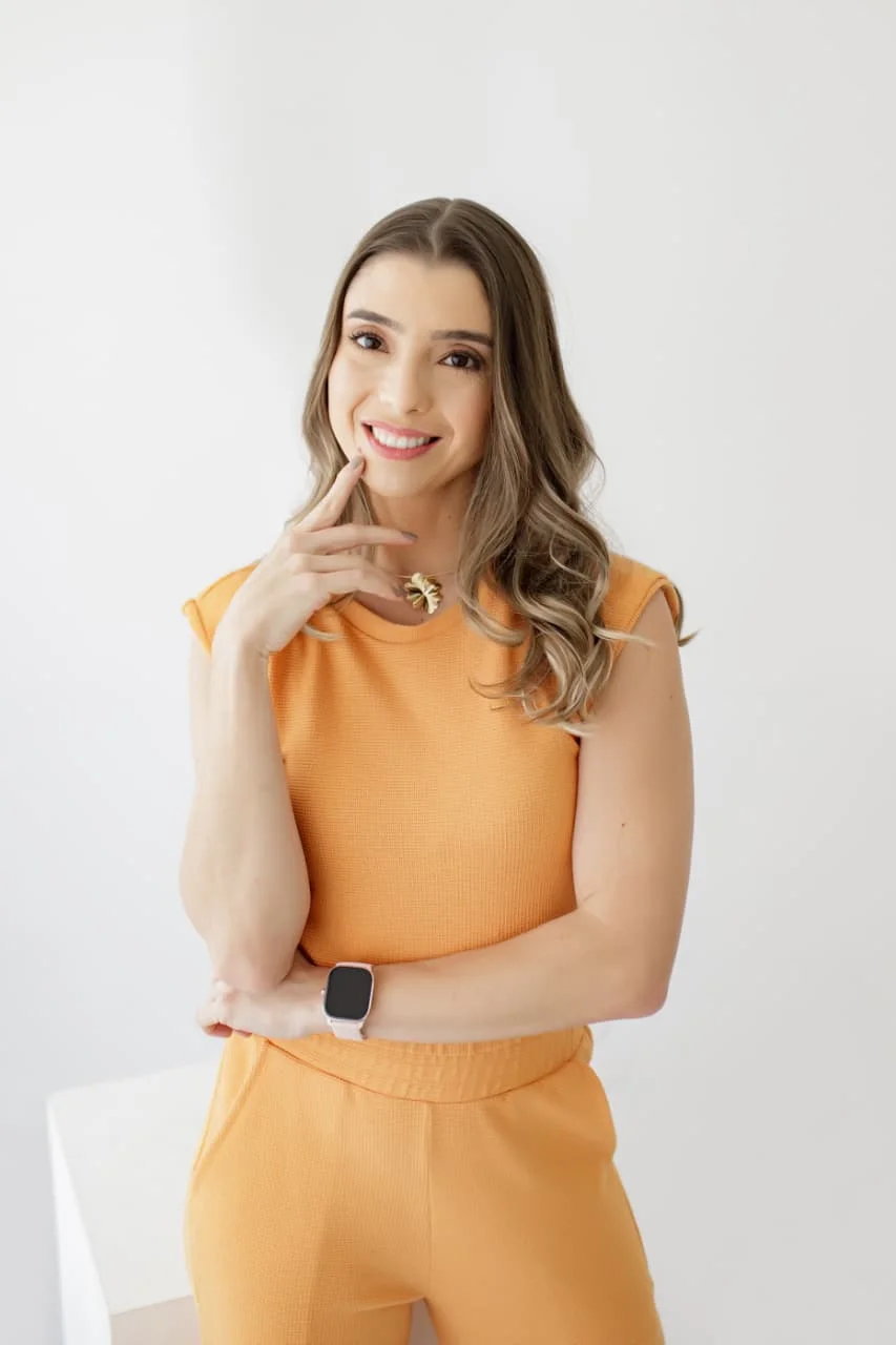 Mariana Bernardes, psicanalista e terapeuta integrativa